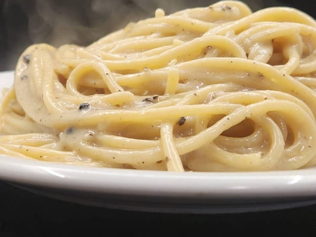 Cacio e Pepe.