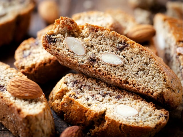Biscotti.