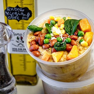 Minestrone Soup 32 oz. FROZEN