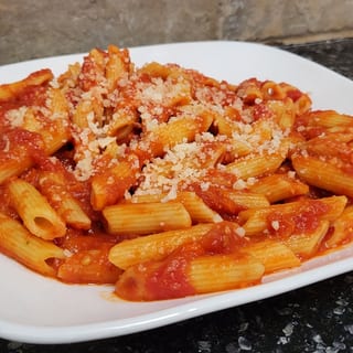 Amatriciana Sauce (Tomato & Bacon)